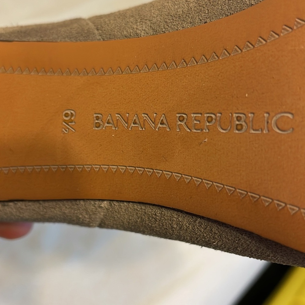 Banana Republic Suede slouchy short boots - Picture 5 of 6